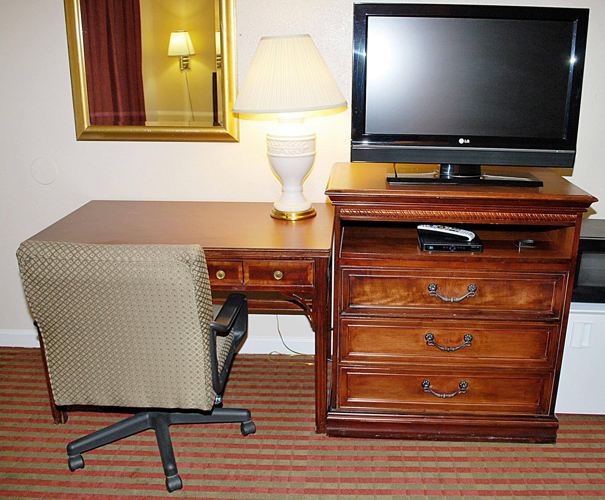 ทราเวลลอดจ์ แคลมัท ฟอลส์ Hotel เคลมัทฟอลส์ ภายนอก รูปภาพ